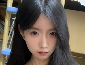 台中 小薰 160cm 46kg C+ 21歲
