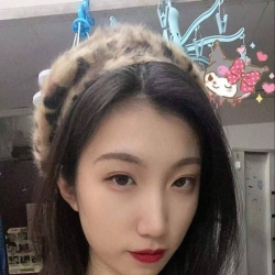 しほ（詩歩） 148cm  49kg  D  18歲
