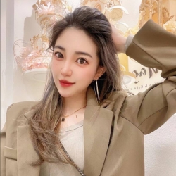 まゆな（真由奈）165cm 50kg C  24歲