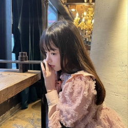 みちる（満）165cm 55kg E 28歲