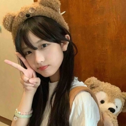 いか（星香）156cm 42kg B 24歲