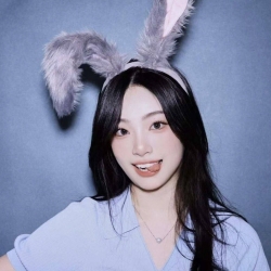 ますみ（茉純）160cm 60kg H  24歲