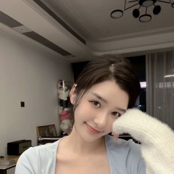 まゆこ（真夕子）164cm 50kg D 24歲
