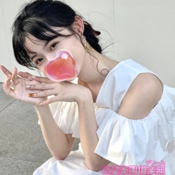 ゆいこ（由衣子）162cm 48kg  C  25歲