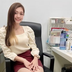 れいみ（玲未）158cm 48kg D 21歲
