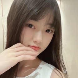 ゆめみ（夢実） 156cm 43kg  B  20歲